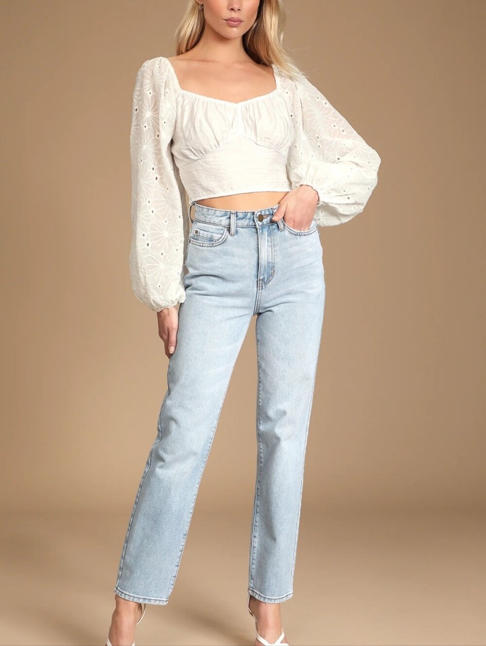 NWT Lulu's White Eyelet Puff-Sleeve Cropped Blouse
